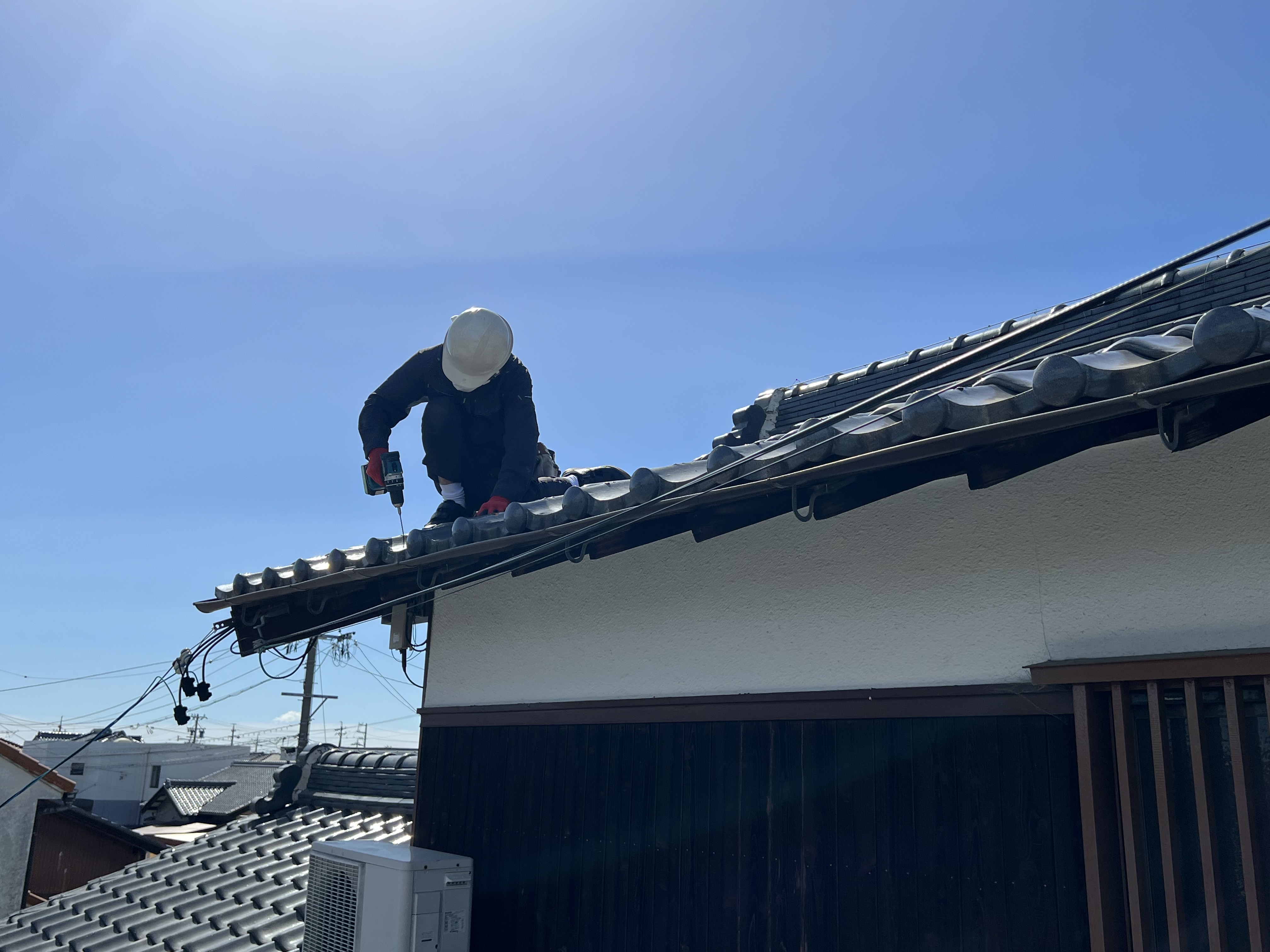 瓦補修でお家の屋根を守る🏡 画像